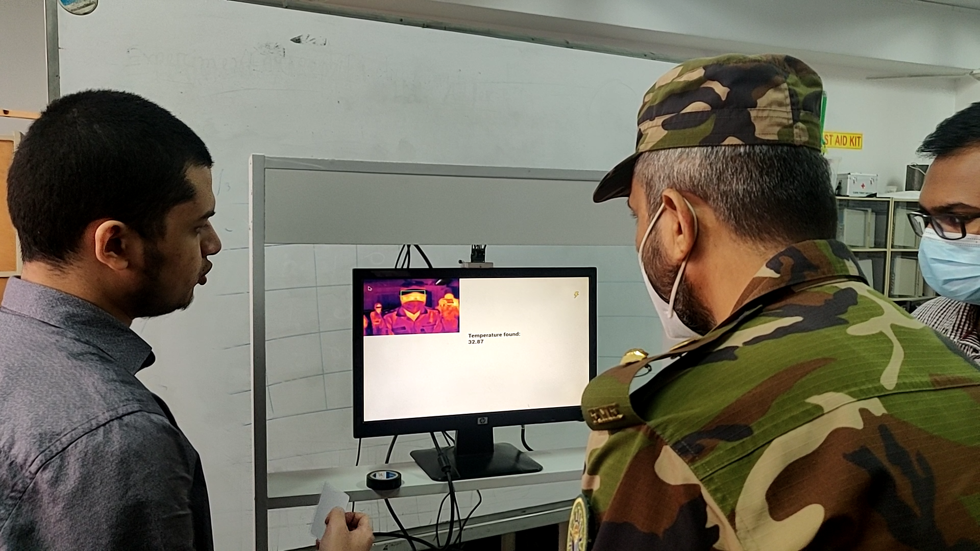 THERMIQUE - Temperature Detection Using Thermal Image for COVID-19 Screening